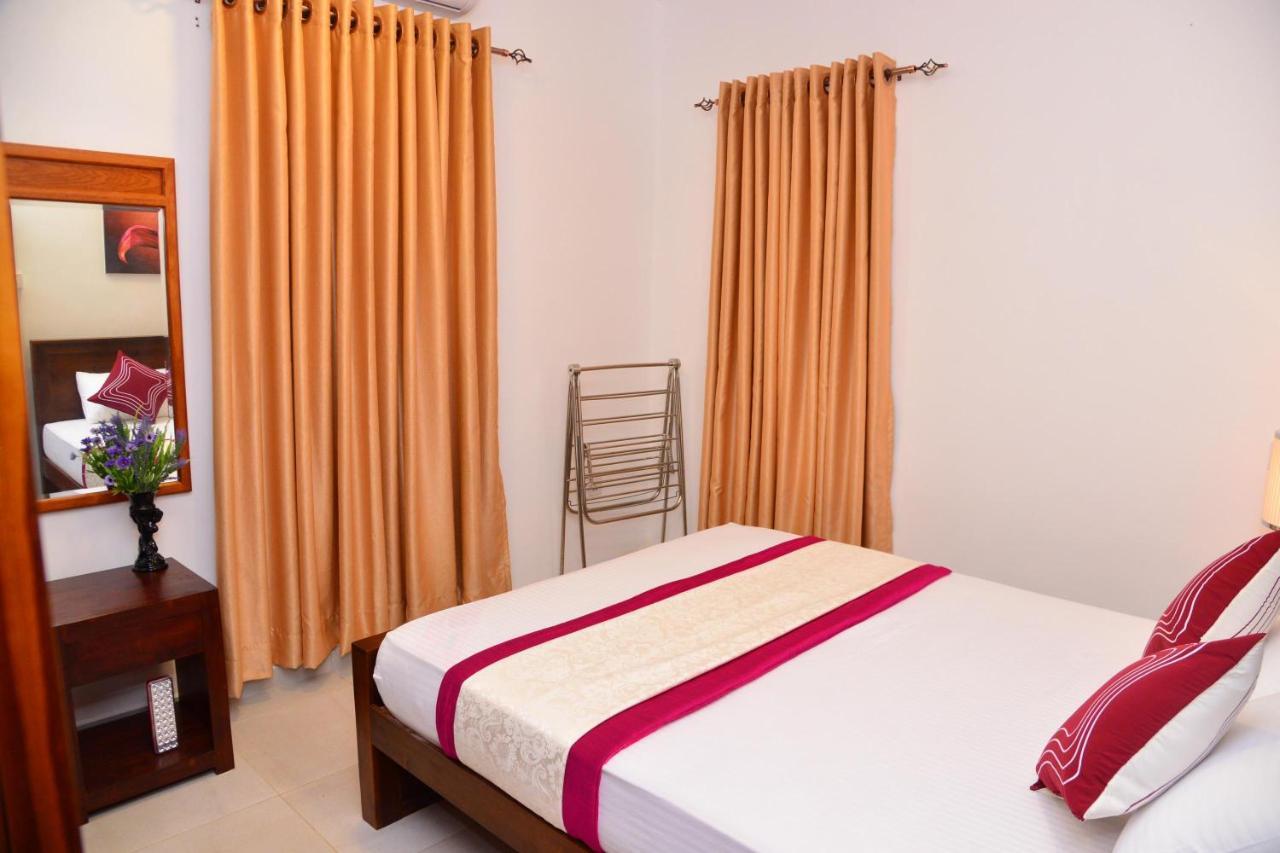 Bed and Breakfast Sunshine Greens Hikkaduwa Exteriér fotografie