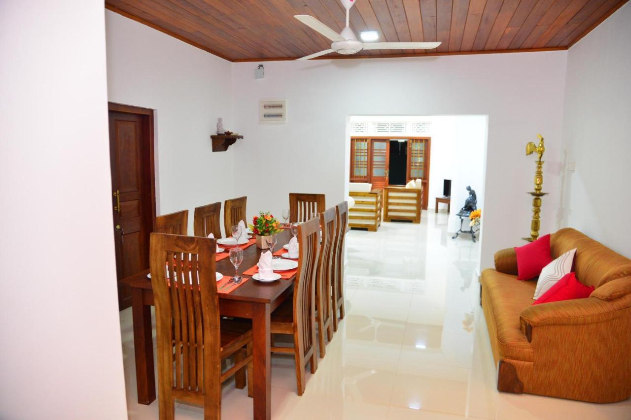 Bed and Breakfast Sunshine Greens Hikkaduwa Exteriér fotografie